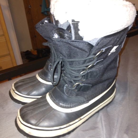 Sorel snow boots - Picture 3 of 5